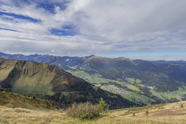 Oberstdorf - Fellhorn Dağı 'ndan Kleinwalsertal-Panorama yolu, Bavyera, Almanya, 27.09.2017