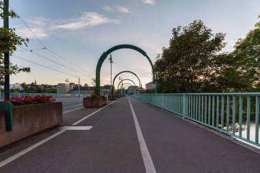 Muelheim - Şato Köprüsü 'nden Townhall' a doğru Kuzey Ren Vestfalya, Almanya, Muelheim, 30.07.2018