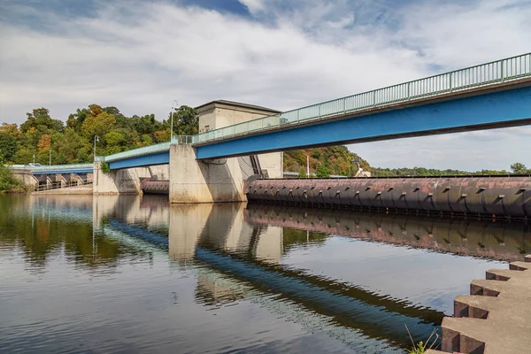 Muelheim Close Rearside Flora Bridge Bridge Reflected River Ruhr North — Stock Photo, Image
