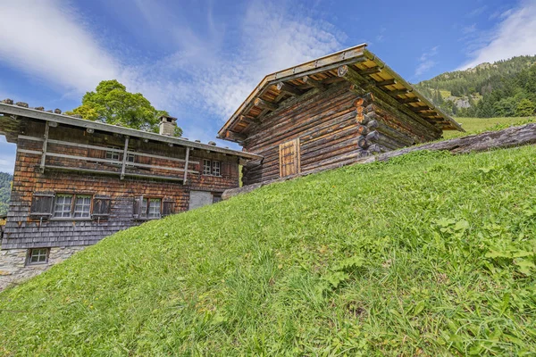 Gerstruben - Gerstruben Köyü, Almanya, Oberstdorf 22.09.2017 Çiftlik Evi ve Ahır