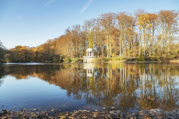 Krefeld Vista Lago Stadtwald Con Deuss Temple Renania Del Norte — Foto de Stock
