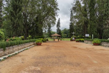 Bengaluru - Lalbagh botanik bahçesindeki Pavilion 'a bakın, Karnatka, Hindistan, 06.09.2019