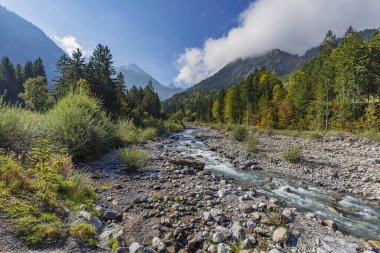 Oberstdorf - Stillach Nehri 'ne Dağ Panoarama, Bavarari, Almanya
