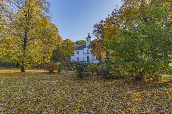 Krefeld Vista Para Casa Neuenhofen Antiga Sede Nobre Hoje Usada — Fotografia de Stock