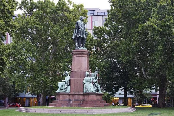 Budapest Blick Auf Die Statue Des Grafen Istvan Szechenyi Mentor — Stockfoto