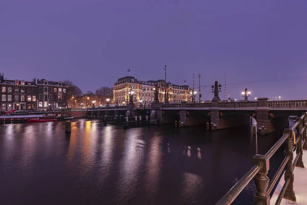 Amsterdam View Illuminated Hotel Intercontinental Amstel Hogesluis Nordholland Netherlands Amsterdam — стокове фото