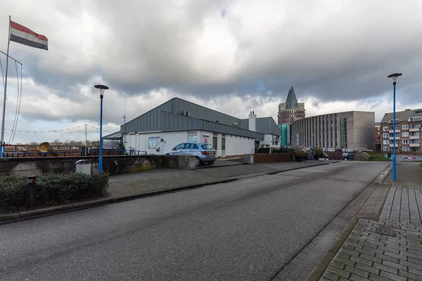 Roermond 港を見るマスターオフィスとNatalini Tower Limburg オランダ Roermond 2019 — ストック写真