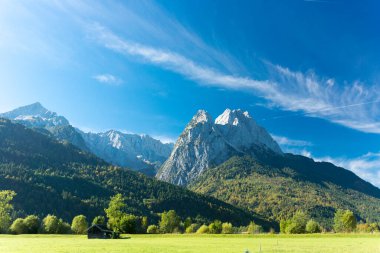 Garmisch 'ten Waxenstein ve Alpspitz Dağı' na bakın.