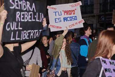 Valencia, İspanya, 9 Mart 2020, Uluslararası Kadınlar Günü. Kız Gücü