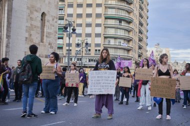 Valencia, İspanya, 9 Mart 2020, Uluslararası Kadınlar Günü. Kız Gücü