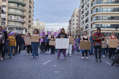 Valencia, İspanya, 9 Mart 2020, Uluslararası Kadınlar Günü. Kız Gücü