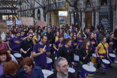Valencia, İspanya, 9 Mart 2020, Uluslararası Kadınlar Günü. Kız Gücü