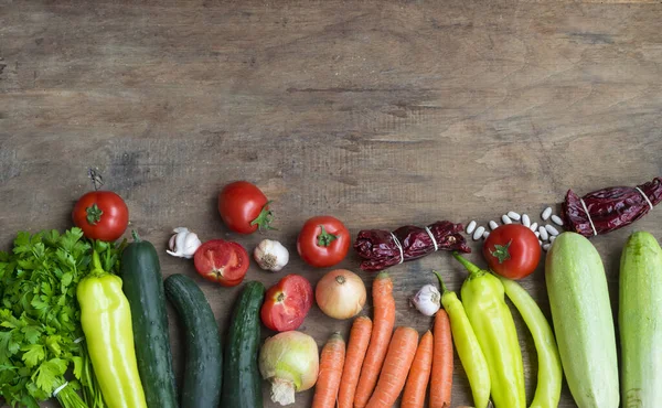 Olika Färska Grönsaker Från Marknaden Trä Bakgrund Med Utrymme För Stockbild