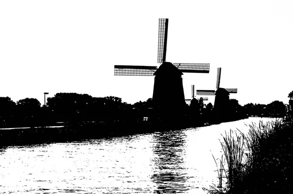 Silueta holandesa de molino — Foto de Stock