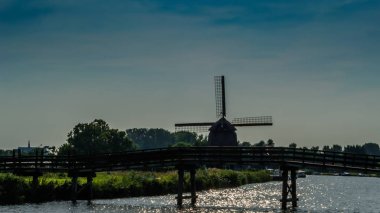 tipik Hollanda manzara