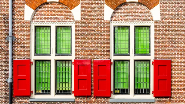 Architektonicznego detalu w Alkmaar — Zdjęcie stockowe