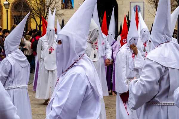 Tradycyjna procesja hiszpański wielkiego tygodnia na ulicach miasta Palencia, Hiszpania — Zdjęcie stockowe