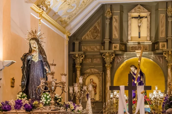 Ausstellung von Statuen der Prozession der Heiligen Woche in Spanien — Stockfoto