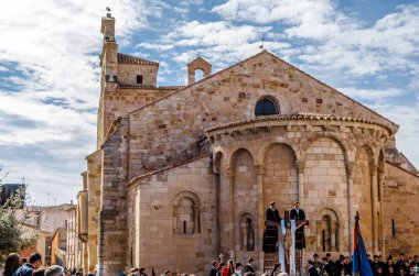 Zamora, İspanya - 25 Mart 2016: Geleneksel İspanyolca kutsal hafta (Semana Noel Baba) alay üzerinde Kutsal Cuma sokaklarda Zamora (Castilla y Leon), İspanya