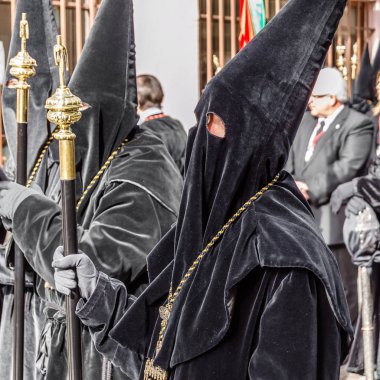 Zamora, İspanya - 25 Mart 2016: Geleneksel İspanyolca kutsal hafta (Semana Noel Baba) alay üzerinde Kutsal Cuma sokaklarda Zamora (Castilla y Leon), İspanya