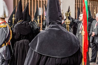 Zamora, İspanya - 25 Mart 2016: Geleneksel İspanyolca kutsal hafta (Semana Noel Baba) alay üzerinde Kutsal Cuma sokaklarda Zamora (Castilla y Leon), İspanya