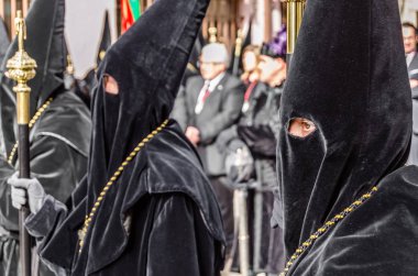 Zamora, İspanya - 25 Mart 2016: Geleneksel İspanyolca kutsal hafta (Semana Noel Baba) alay üzerinde Kutsal Cuma sokaklarda Zamora (Castilla y Leon), İspanya