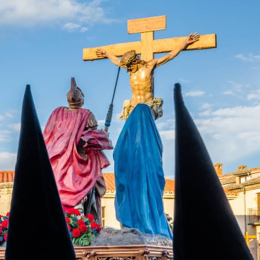 Geleneksel İspanyolca kutsal hafta alayı