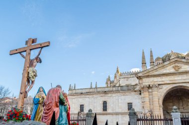 Zamora, İspanya - 25 Mart 2016: Geleneksel İspanyolca kutsal hafta (Semana Noel Baba) alay üzerinde Kutsal Cuma sokaklarda Zamora (Castilla y Leon), İspanya