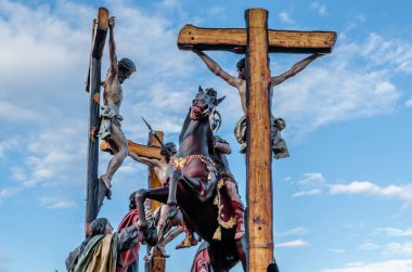 Zamora, İspanya - 25 Mart 2016: Geleneksel İspanyolca kutsal hafta (Semana Noel Baba) alay üzerinde Kutsal Cuma sokaklarda Zamora (Castilla y Leon), İspanya