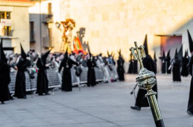 Zamora, İspanya - 25 Mart 2016: Geleneksel İspanyolca kutsal hafta (Semana Noel Baba) alay üzerinde Kutsal Cuma sokaklarda Zamora (Castilla y Leon), İspanya