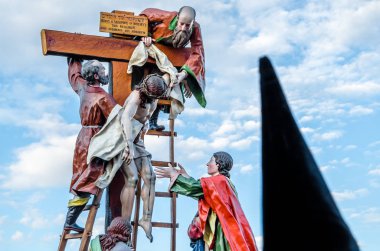 Zamora, İspanya - 25 Mart 2016: Geleneksel İspanyolca kutsal hafta (Semana Noel Baba) alay üzerinde Kutsal Cuma sokaklarda Zamora (Castilla y Leon), İspanya