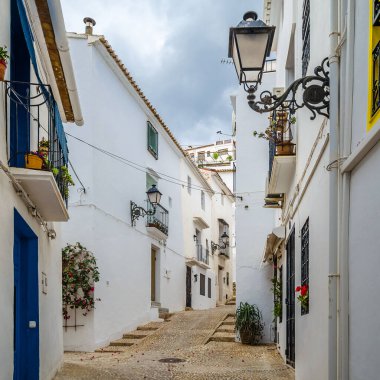 Alicante ili, İspanya 'nın Akdeniz beyaz köyü Altea' da mimarlık
