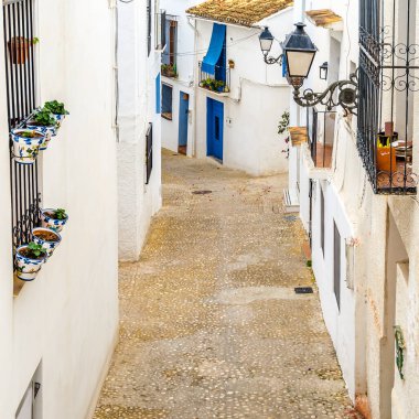 Alicante ili, İspanya 'nın Akdeniz beyaz köyü Altea' da mimarlık