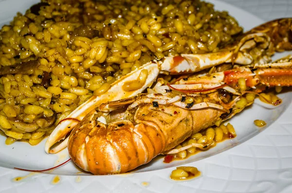 Ein Teller Mit Einem Traditionellen Valencianischen Reisgericht Mit Meeresfrüchten Mediterrane — Stockfoto