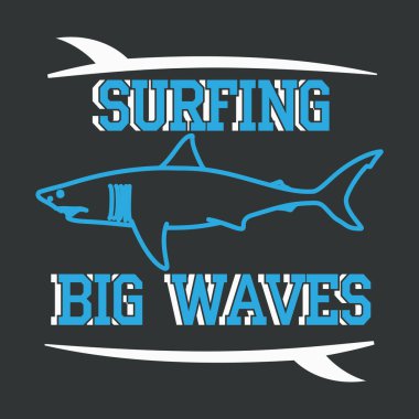 Sörf temalı tişört. Yaz teması. Büyük Dalgalar. Tişörtler, posterler, çıkartmalar, kartlar vs. üzerine baskı yapmak için amblem ve baskı. Vektör resmi.