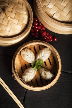 Dim Sum böreği. Çin geleneksel yemekleri.