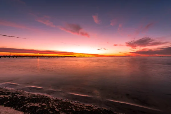 Длительное Пребывание Нью Йоркском Океанском Фронте Восход Солнца Теплые Цвета — стоковое фото