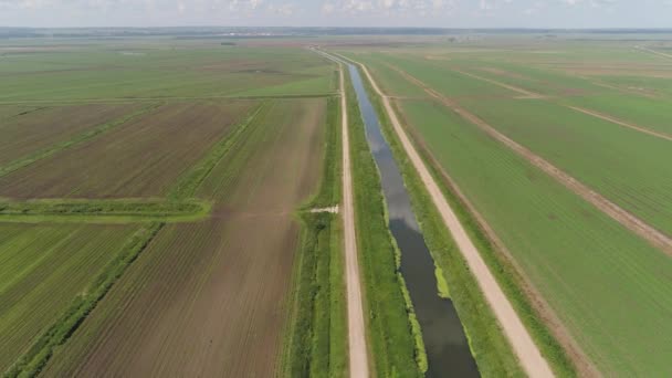 Vista aérea de las tierras de cultivo — Vídeos de Stock