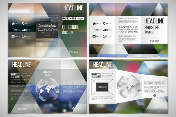 Set di triplo modello di brochure design su entrambi i lati con elemento globo mondo. Astratto sfondo multicolore, paesaggi natura offuscata, vettore geometrico, illustrazione in stile triangolare — Vettoriale Stock