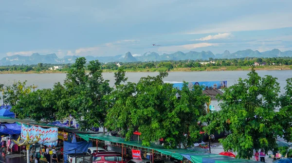 Vista panorámica de Nakhon Phanom y el río Maekhong — Foto de Stock