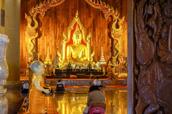 2019年8月26日：Ubonratchatani, thailand: wat-mahawanaram located a — 图库照片