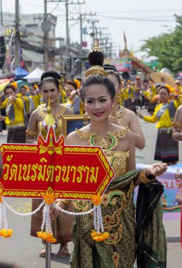 Yasothon, Tayland - 11 Mayıs 2019: Geleneksel Tayland dans grubu 
