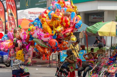 Yasothon, Tayland - 11 Mayıs 2019: Geleneksel Tayland dans grubu 