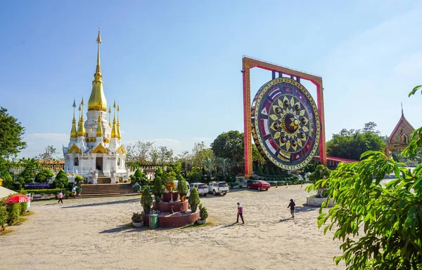 25/12/2019: wat tum ku ha sawan(Temple) landmark of Ubonratchath — 图库照片