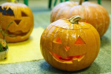 Cadılar Bayramı için kafa kabak.