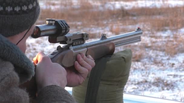 Sniper Shoots Cheset Rifle Winter Shooting Target Front Sight Rifle — Stock Video