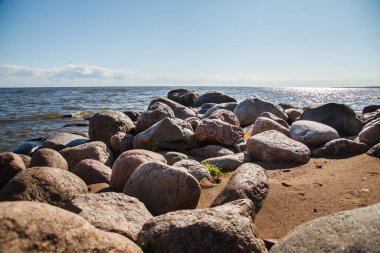 Kuzey denizi soğuk ve resifler.