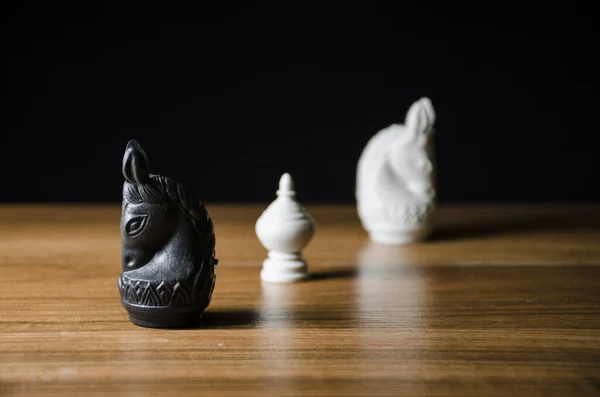 Satranç bord oyun atı oyunu