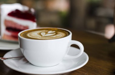 Kek ve kahve, dinlenme zamanı. 