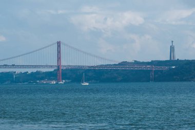 25 Temmuz Portekiz Köprüsü